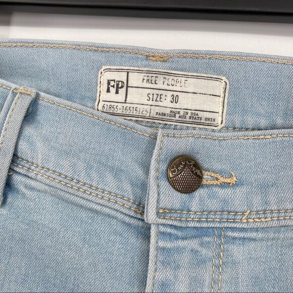 Free People Jeans Light Colored Size 30 - Picture 2 of 13